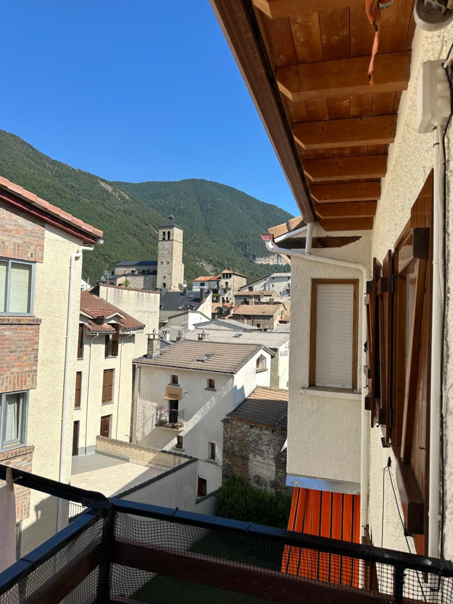 El Balcon De Biescas. Biescas (Aragon)